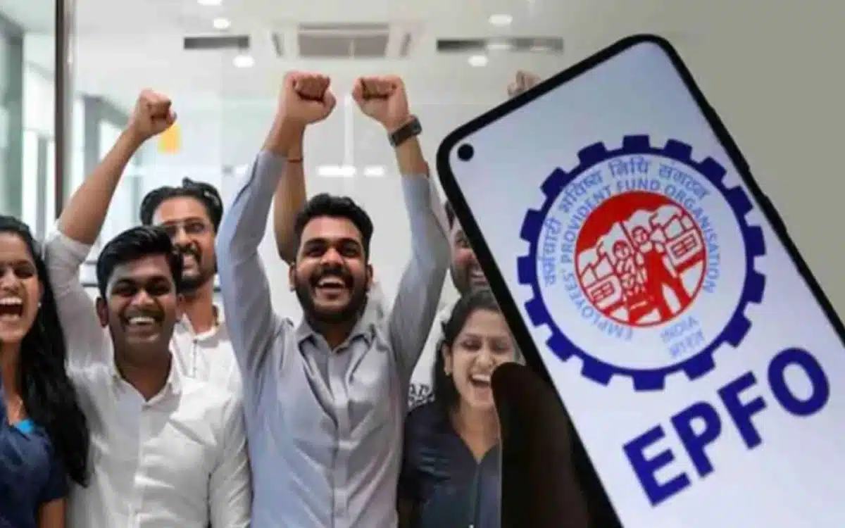 EPFO : ప్రైవేట్ ఉద్యోగులకు శుభ‌వార్త‌.. నెల‌కు ​​రూ. 9,000 పెన్షన్?