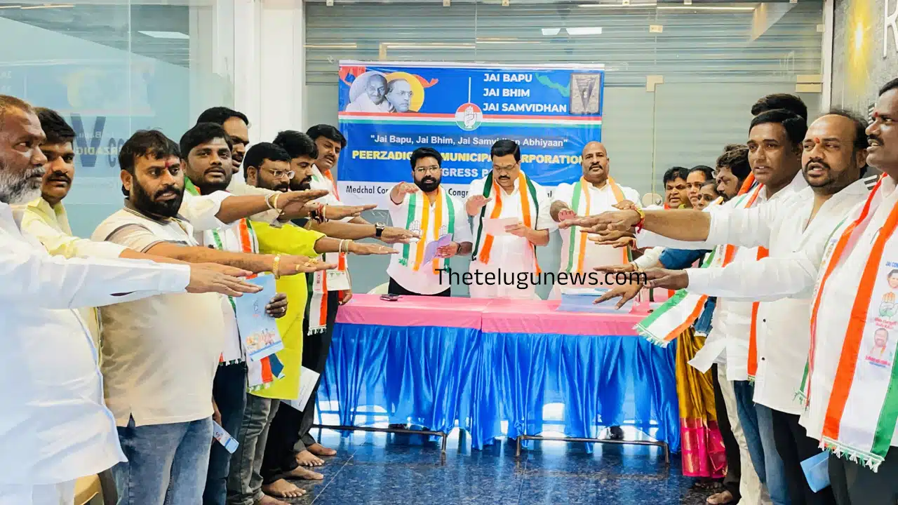 Congress : రాజ్యాంగం విలువలను ప్రజల్లోకి తీసుకెళ్లేందుకు కాంగ్రెస్ వినూత్న కార్యక్రమం