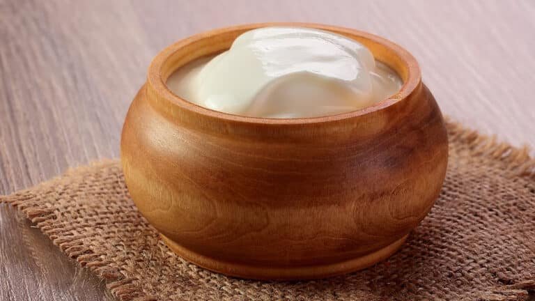 Curd Eating Benefits : పెరుగుతోపాటు.. ఈ ఒక్క చెంచా పొడిని కలిపి తీసుకుంటే… శరీరంలో బి12 లోపం నివారిస్తుంది…?