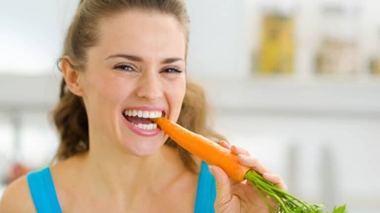 Daily One Carrot : మీరు ప్రతి రోజు ఒక తాజా పచ్చి క్యారెట్ తిన్నారంటే… దీని ప్రయోజనాలు మతిపోగడతాయి…?