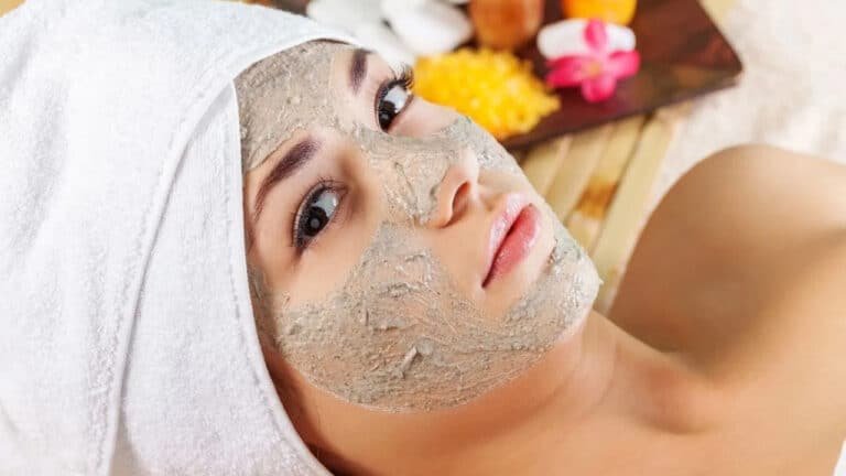 Glowing Skin : ముల్తాన్ మట్టితో ఇలా చేస్తే మీ అందం రెట్టింపే…. అసలు సోపే అవసరం లేదు…?