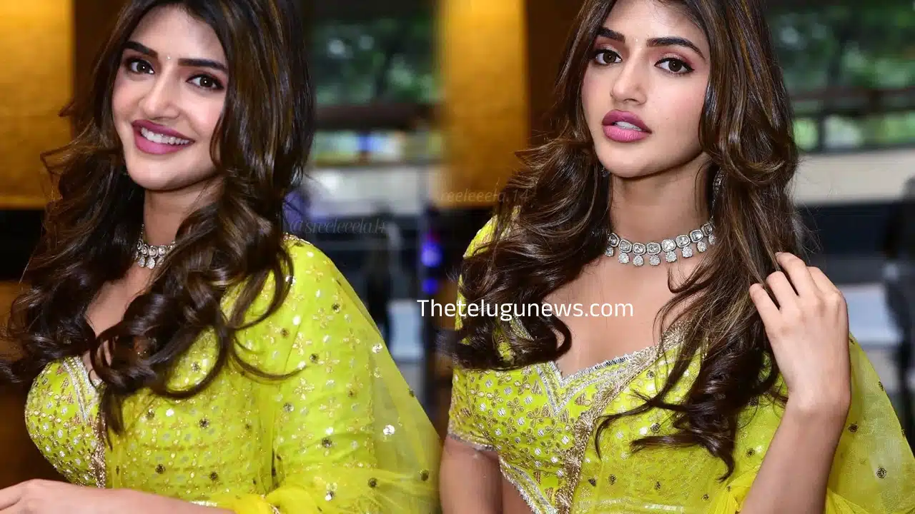 Sreeleela : చిరు న‌వ్వులు చిందిస్తూ అందాల‌తో మాయ చేస్తున్న శ్రీలీల‌