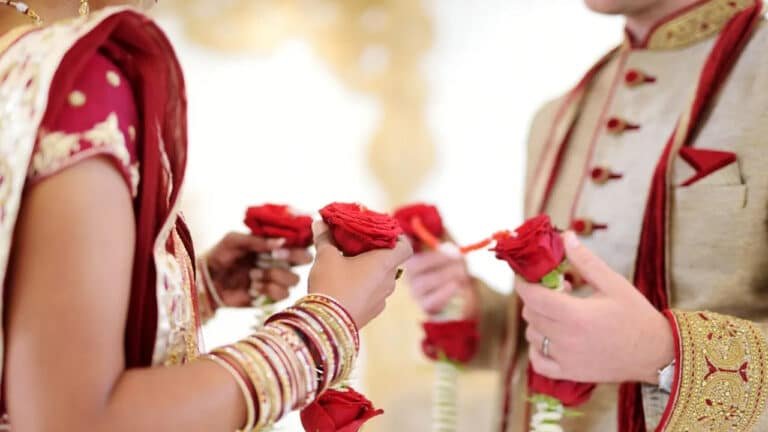 Vastu Tips For Marriage: వివాహం జరిగే ఇంట్లో… పొరపాటున కూడా ఈ వస్తువులను పెట్టారో… ఆ ఇంట, కలహాలు, వాదనలు పెరుగుతాయట…?