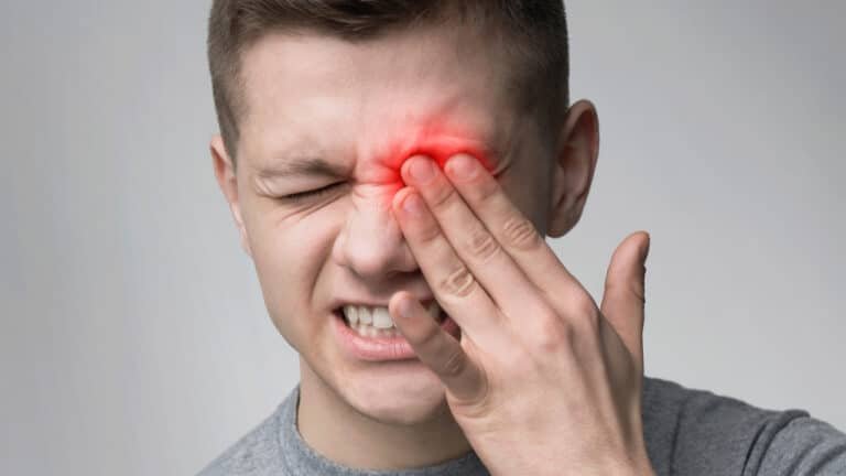 Sharp pain In The Eye : కంటిలో ఎక్కువగా నొప్పి వస్తే… దానికి కారణం ఇదే… బి అలక్ట్…?