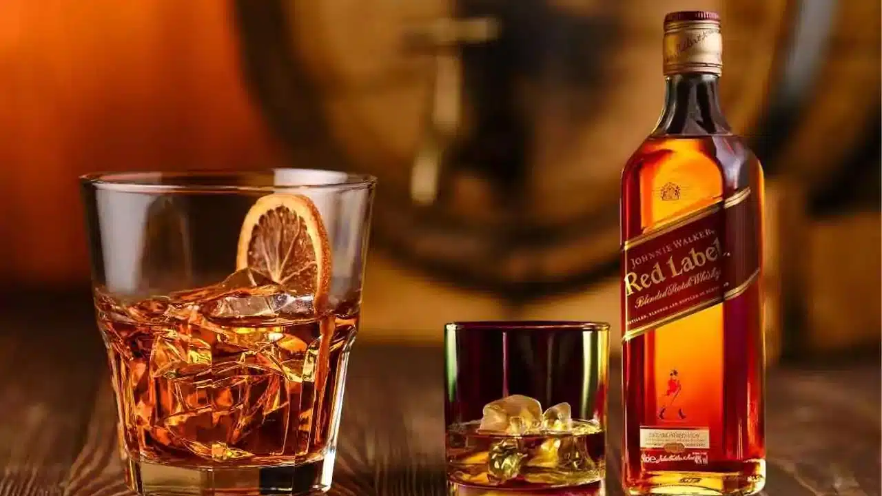 Drinking Beer Whiskey : విస్కీ, బీర్ తాగుతూ ఈ ఫుడ్ తిన్నారంటే... ఇక అంతే సంగతులు... మీ ప్రాణానికే ముప్పు, జాగ్రత్త...?