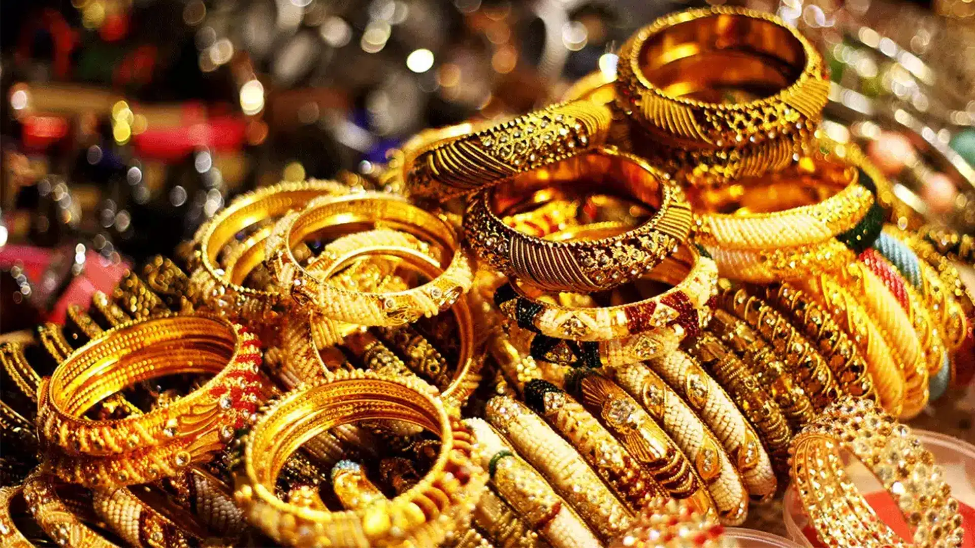 Today Gold Price : ఈరోజు కూడా భారీగా పెరిగిన బంగారం ధరలు.. తులం ఎంతంటే..?