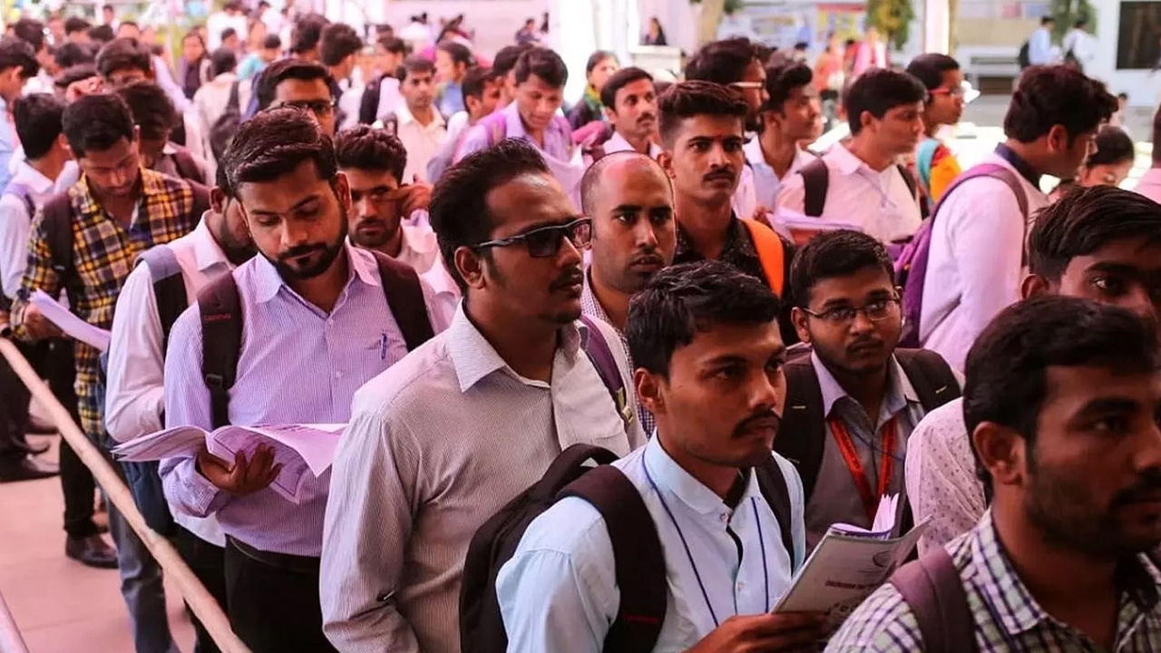 Rajiv Yuva Vikasam Scheme : రాజీవ్ యువ వికాసం పథకం ముందుగా వారికే రుణాలు.. ఆ తర్వాతే వీరికి