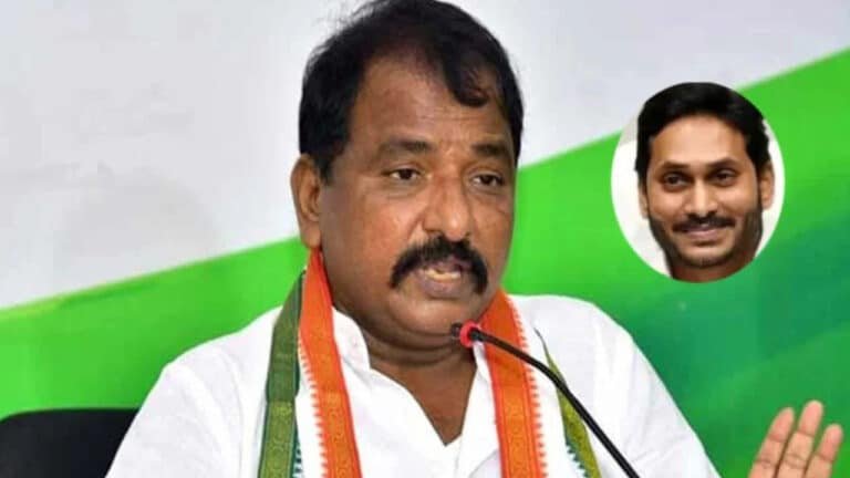 YCP : లిక్కర్ స్కాంలో దూకుడు పెంచిన వైసీపీ..!