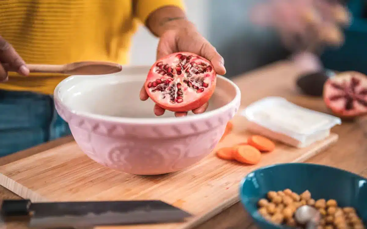 Health Benefits Of Pomegranate : ఈ సూపర్‌ఫ్రూట్‌ను మీ ఆహారంలో ఎందుకు చేర్చుకోవాలంటే