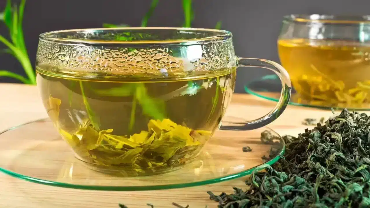 Green Tea : ఈ టీ ఉదయం తాగే వారు...ఇకనుంచి రాత్రి కూడా తాగండి... బోలెడు ప్రయోజనాలు...?