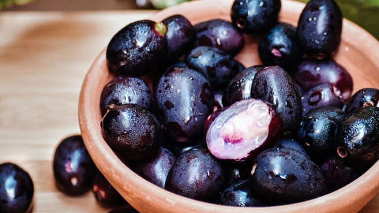 Jamun Fruit For Diabetes : నేరేడు పండు తిని గింజలను పడేస్తున్నారా.. ఇది తెలిస్తే గింజలను కూడా తింటారు… దీంతో ఈ వ్యాధికి చెక్..?