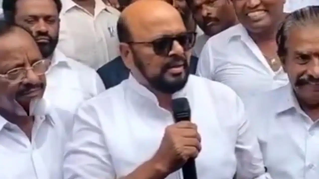 Konda Murali : ఎన్నికల కోసం 16 ఎకరాలు అమ్మాను - కొండా మురళీ సంచలన వ్యాఖ్యలు