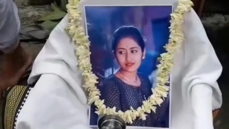 Parents : బ్ర‌తికి ఉండ‌గానే కూతురుకి పిండం పెట్టిన త‌ల్లిదండ్రులు.. ఎందుకో తెలుసా?
