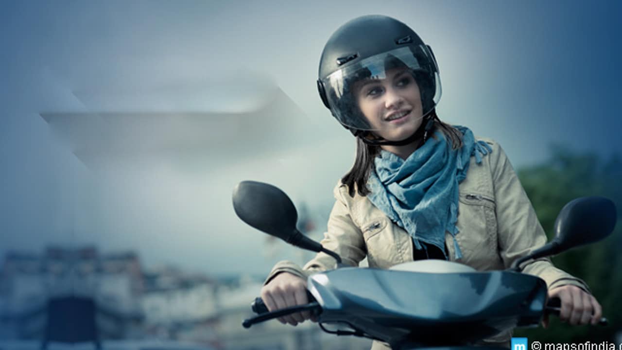 Bike : బైక్ లు, స్కూటీలు కొనేవారికి భారీ గుడ్‌న్యూస్‌..!