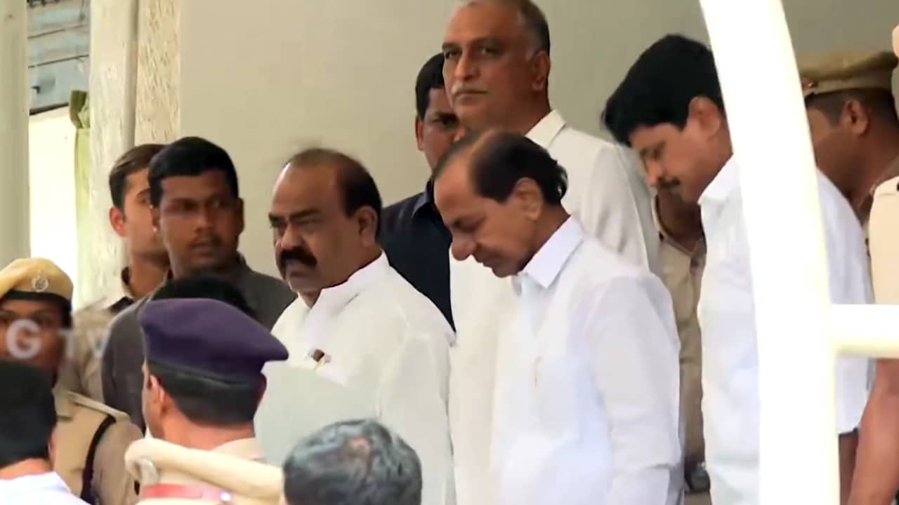 KCR : 50 నిమిషాల పాటు కేసీఆర్ ను క‌మిష‌న్ చైర్మ‌న్ అడిగిన ప్రశ్నలు ఏంటి ..?