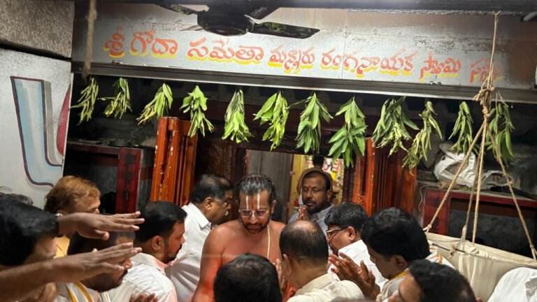 Brahmotsavams  : ఘ‌నంగా శ్రీశ్రీశ్రీ గోదాదేవి సమేత మన్నార్ రంగనాయక స్వామి బ్రహ్మోత్సవాలు..!
