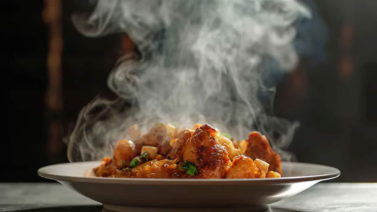 Eating Hot Food : మీకు వేడివేడి ఆహారం ఇష్టమా… అయితే, ఈ అనారోగ్య సమస్యలు తప్పవు…?