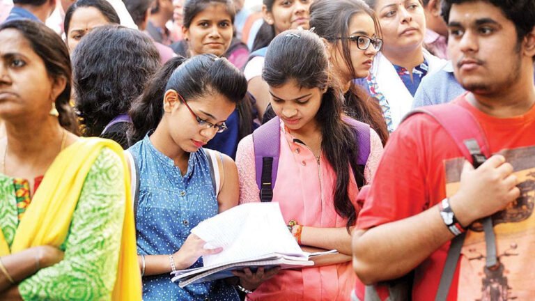 Jobs : నిరుద్యోగులకు గొప్ప శుభవార్త.. 22,033 ఉద్యోగాలకు నోటిఫికేష‌న్‌!