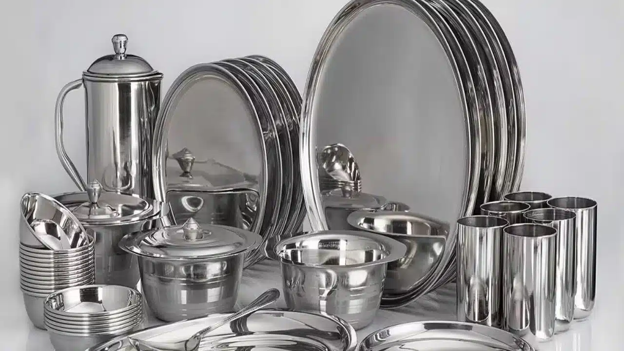 Kitchen Hacks : స్టీల్ పాత్రలలో ఈ పదార్థాలు ఉంచారో... మీ ప్రాణాలకే ప్రమాదం... జాగ్రత్త...?