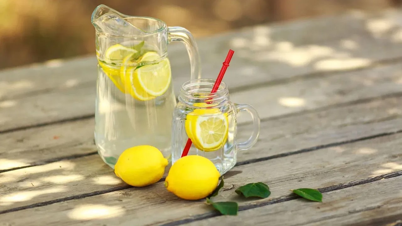 Lemon Water : నిమ్మకాయ నీరు ఉద‌యం పూట తాగుతున్నారా.. ఈ  జాగ్రత్తలు అవసరం!