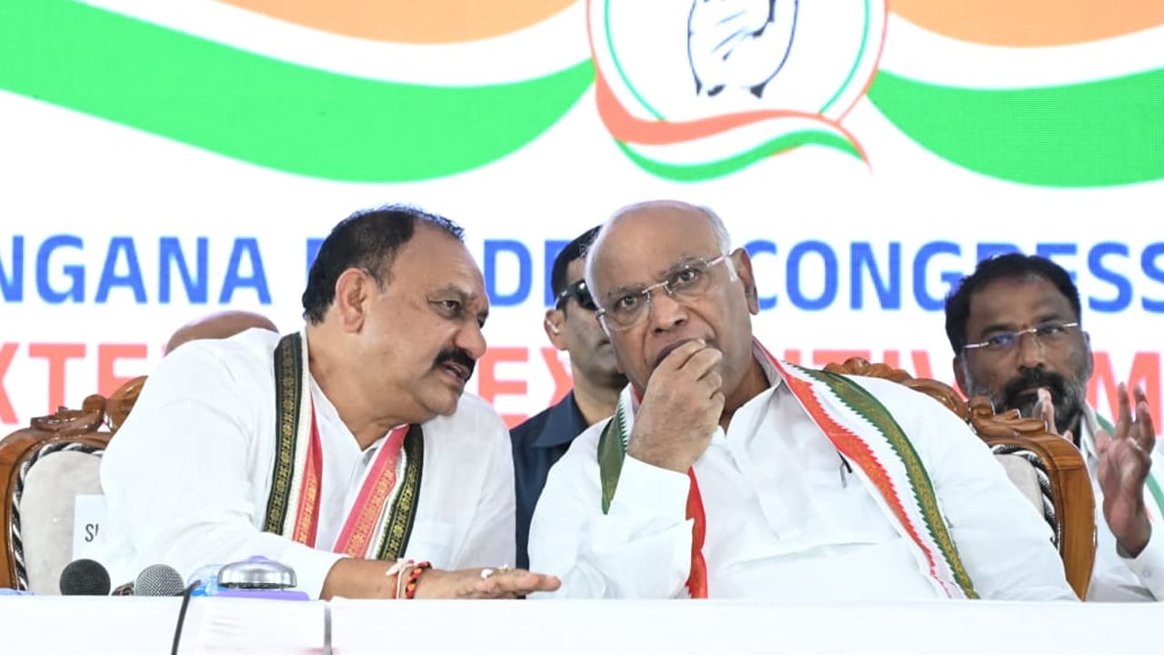 Mallikarjun Kharge : ఎమ్మెల్యేలకు మల్లికార్జున ఖర్గే వార్నింగ్..!