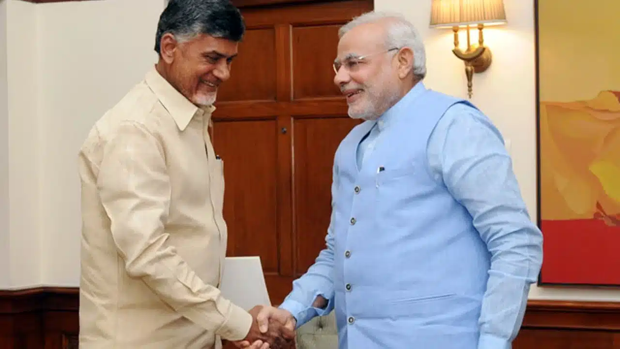 TDP : టీడీపీ నేతలకు గవర్నర్ పదవి ఆఫర్ ఇచ్చిన కేంద్రం..? ఆ ఇద్దరి లో ఎవరికీ..?