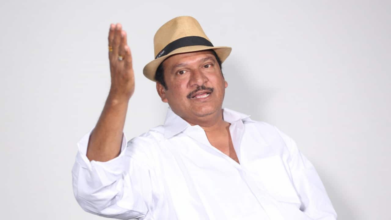 Rajendra Prasad : మ‌ళ్లీ నోరు జారిన రాజేంద్ర‌ప్ర‌సాద్‌.. నెట్టింట తెగ ట్రోలింగ్