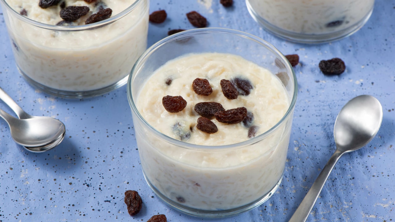 Warm Milk : ఎండు ద్రాక్షాలను 10 తీసుకోని… గోరువెచ్చని పాలల్లో వేసి తాగండి… ఆ సమస్యలకు చెక్…?