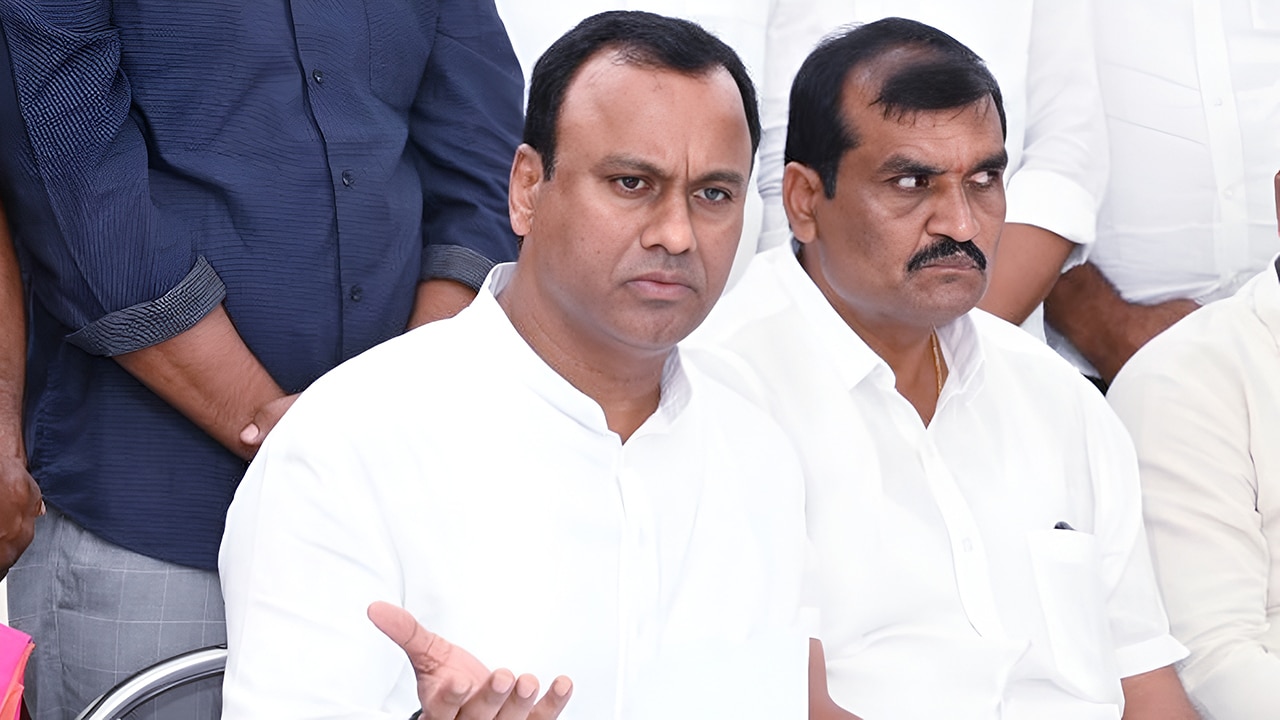 Rajagopal Reddy : ఖమ్మంకు ముగ్గురు మంత్రులు ఉన్నప్పుడు , నల్గొండకు ముగ్గురు ఉండకూడదా..? – రాజగోపాల్