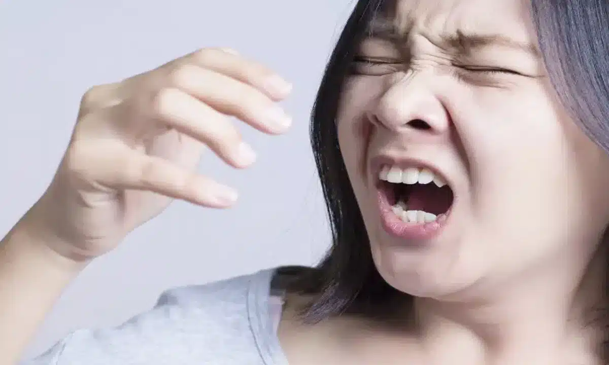 Sneezing Risks : మీరు తుమ్మేటప్పుడు దానిని ఆపకండి... ఎంత డేంజరో తెలుసా...?