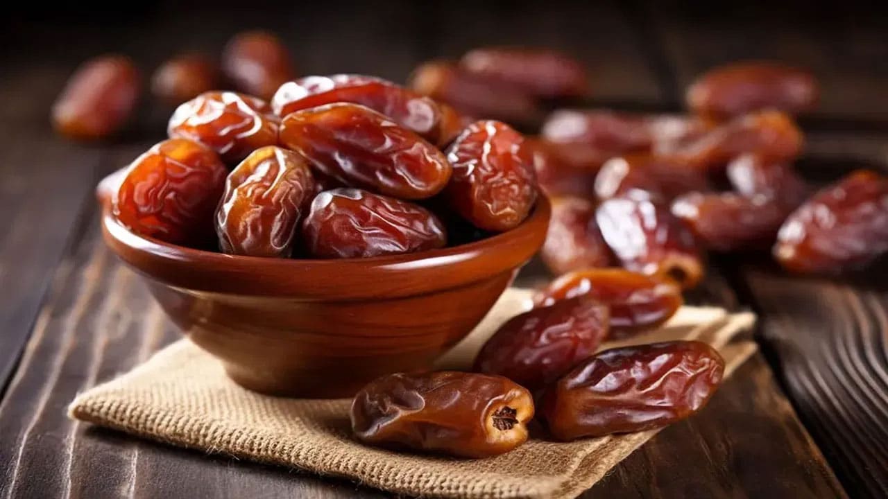 Date Fruits | ఖ‌ర్జూరంతో ఇన్ని ఉప‌యోగాలా.. రోజుకొక ఖ‌ర్జూరం తింటే డాక్ట‌ర్‌తో కూడా ప‌ని ఉండ‌దు