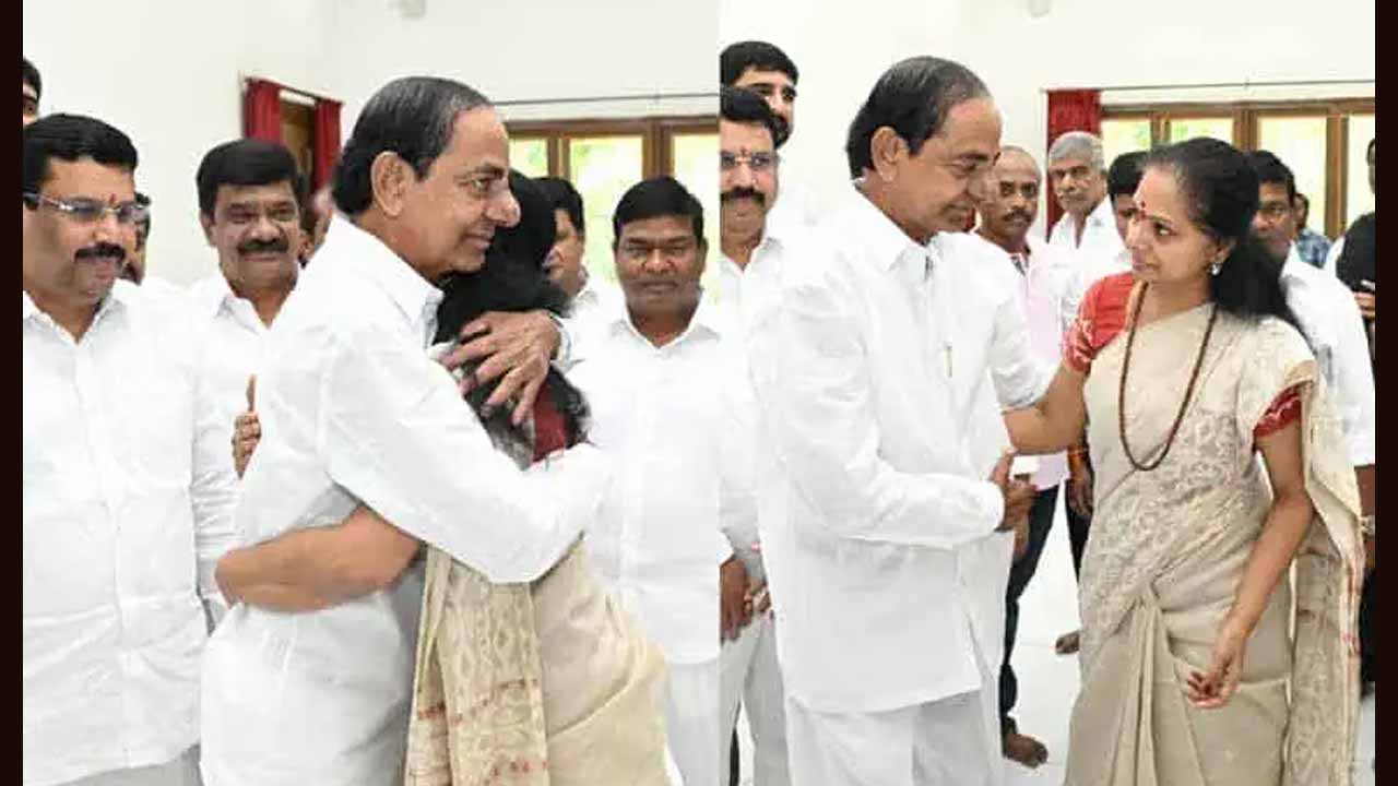 Kavitha at KCR farm House కేసీఆర్ ఫామ్ హౌస్ కు కవితఎందుకు తెలుసా