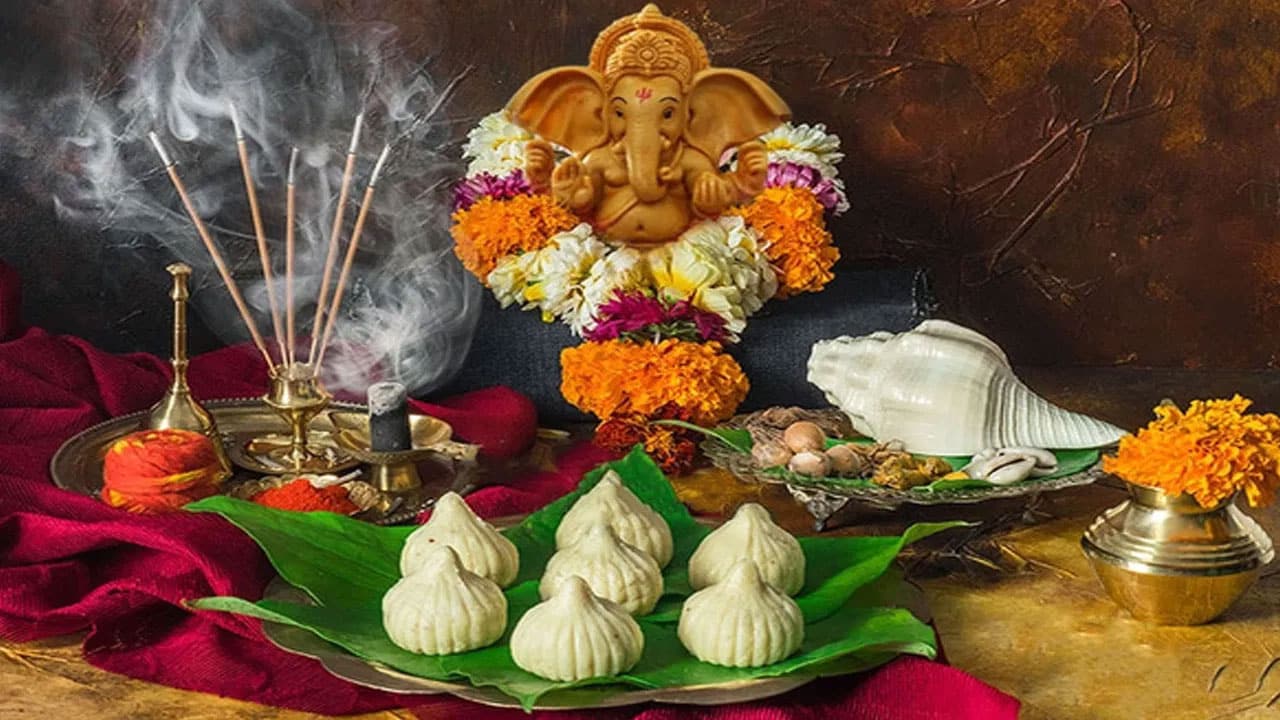 Vinayaka | వినాయక చవితి నాడు గ‌ణ‌పతికి ప్రియ‌మైన ఆకు కూర ఏంటంటే..!
