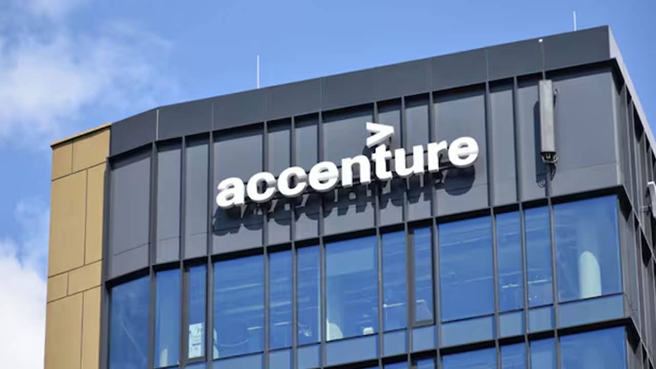 Accenture | విశాఖకు రానున్న అంతర్జాతీయ ఐటీ దిగ్గజం .. 12 వేల మందికి ఉద్యోగాలు