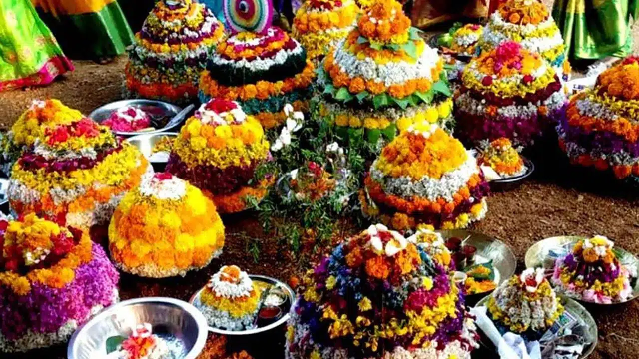 Bathukamma Sambaralu | తెలంగాణలో బతుకమ్మ సంబరాలు.. సెప్టెంబర్ 21 నుంచి 30 వరకు వైభవంగా ఉత్సవాలు