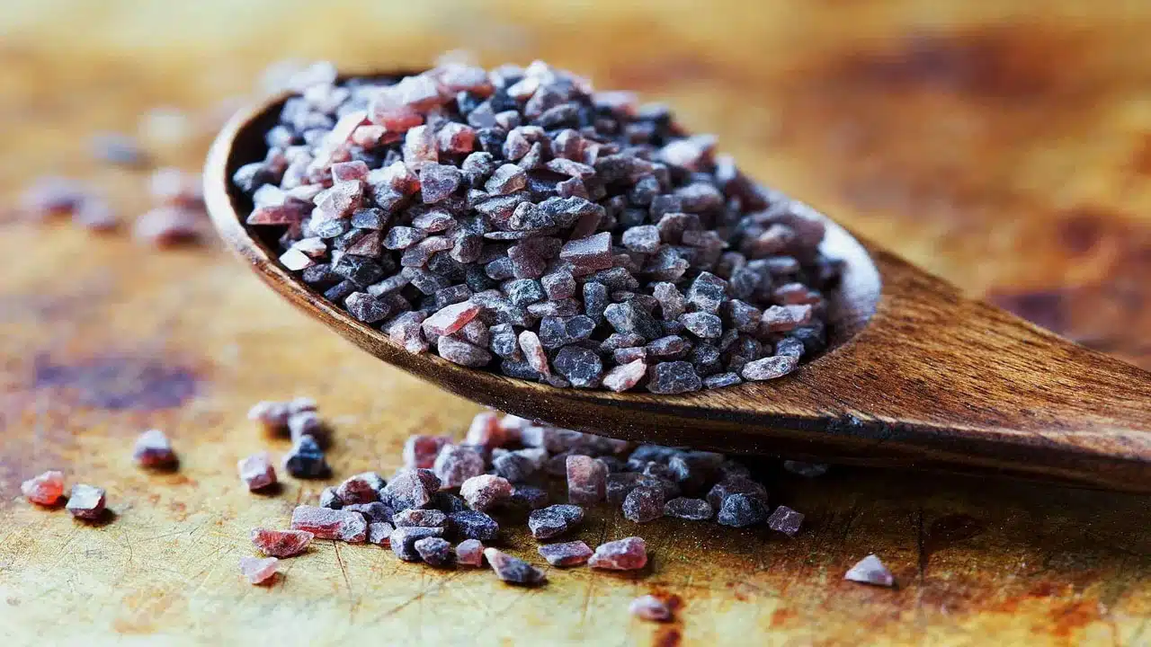 Black Salt Benefits | నల్ల ఉప్పు ప్రయోజనాలు తెలిస్తే ప్రతి రోజు త‌ప్ప‌క వాడ‌తారు..!