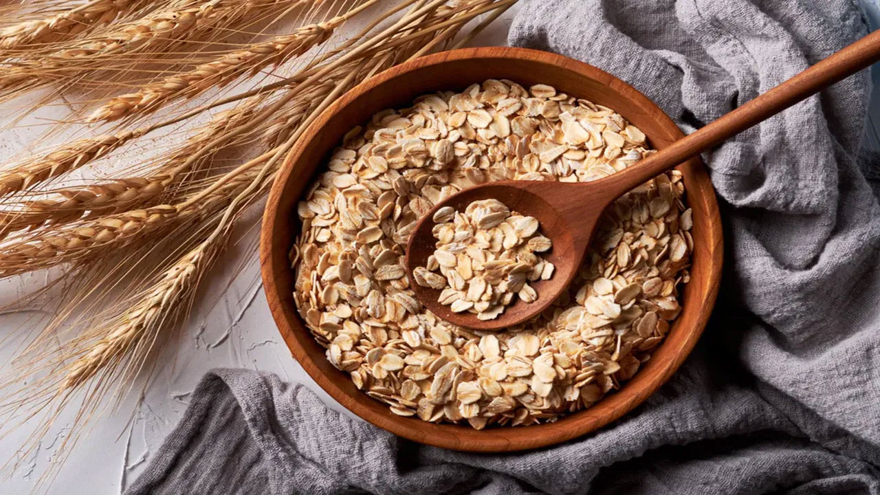 Oats | ఓట్స్ ఆరోగ్యానికి మంచిదే.. కానీ ప్రతి ఒక్కరికీ కాదు! ఎవరు జాగ్రత్తగా ఉండాలంటే?