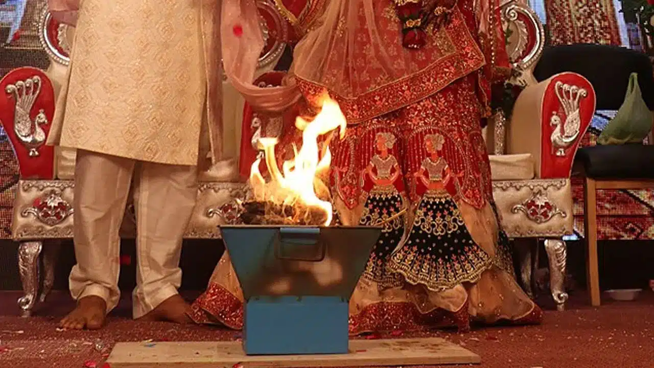 Marriage | వివాహ బంధంలో ఏడు అడుగులు .. ప్రేమ, బాధ్యతలకు అంకిత ప్రతిజ్ఞలు!