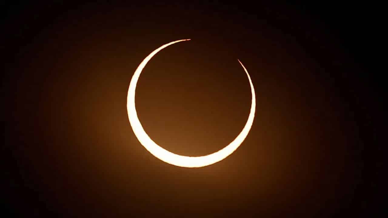 Solar Eclipse |  ఈ సంవత్సరం చివరి సూర్యగ్రహణం ముగిసింది .. మరి 2026లో ఎప్పుడు వ‌స్తుంది?