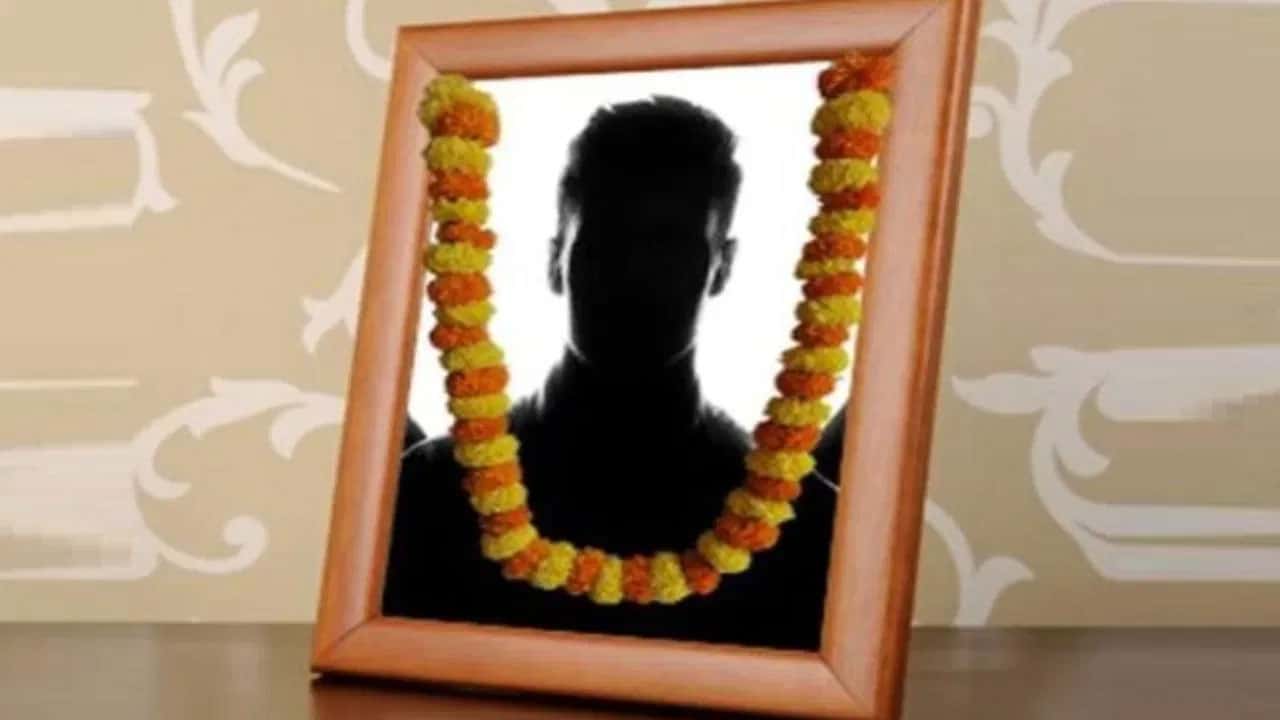 Vastu Tips | చ‌నిపోయిన వ్య‌క్తుల ఫొటోలు పెట్టేట‌ప్పుడు ఈ త‌ప్పులు అస్స‌లు చేయోద్దు..!