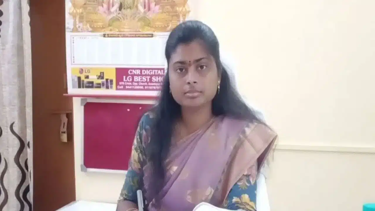 RDO | పుట్టపర్తి ఆర్డీవో సువర్ణపై వీఆర్వోలు ఫిర్యాదు .. గుంజీలు తీయించిన ఘటన కలకలం