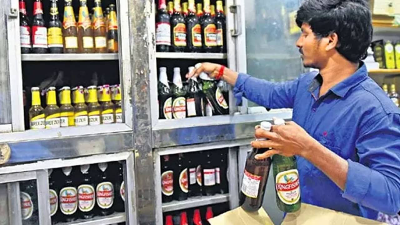 Tenders | తెలంగాణలో మద్యం షాపుల టెండర్ల గడువును పొడిగింపు.. భారీగా దరఖాస్తులు