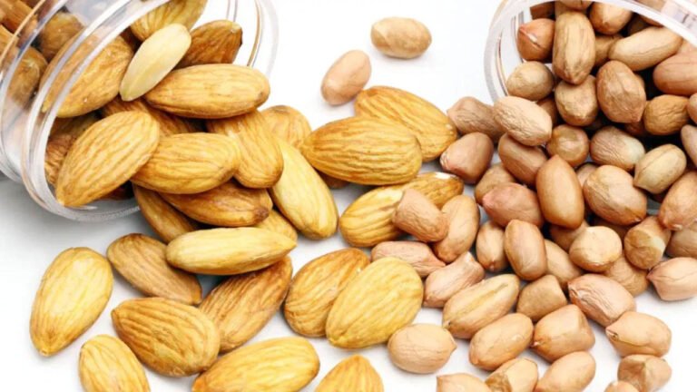 Peanuts Vs Almonds | బ‌రువు తగ్గాలంటే పల్లీనా? బాదమా? ఏది బెస్ట్ .. న్యూట్రిషన్ నిపుణుల విశ్లేషణ