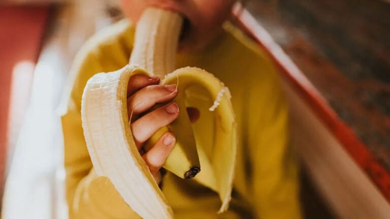 Banana | అరటిపండు ఎప్పుడు తినాలి .. డైట్‌లో టైమింగ్‌పై ఆధారపడే ఆరోగ్య ప్రయోజనాలు!