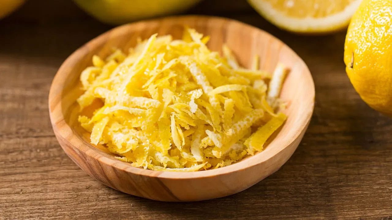Lemon | నిమ్మకాయ తొక్కతో చర్మ సంరక్షణ .. వ్యర్థం కాదు, విలువైన ఔషధం!