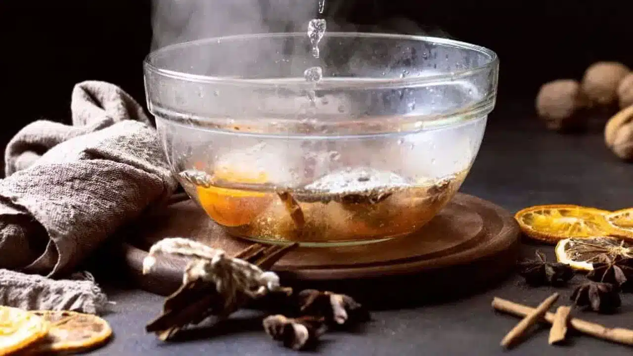 Fat | పొట్ట చుట్టూ కొవ్వు కరిగించడంలో అద్భుతాలు చేసే మెంతి నీరు, అల్లం నీరు.. ఏది బెటర్?