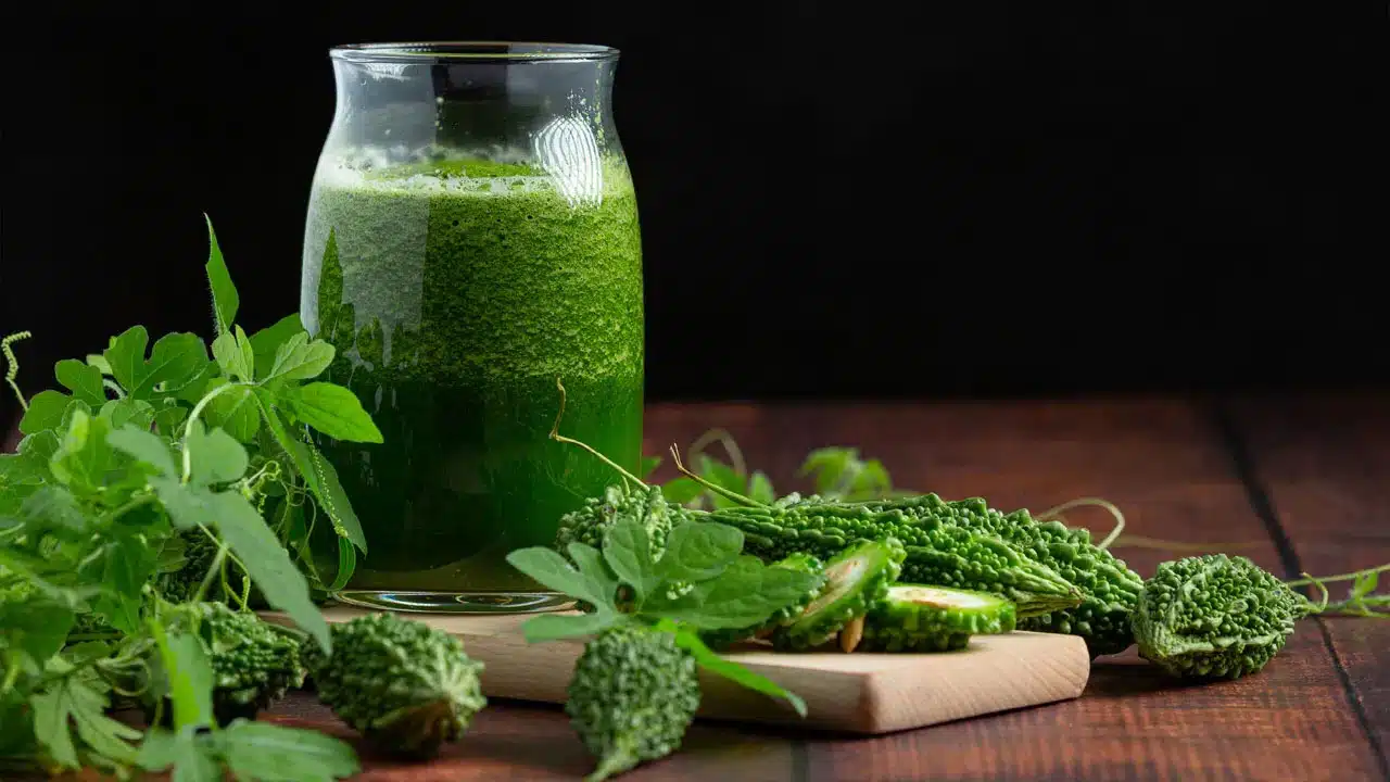 Bitter Gourd | ఆరోగ్యానికి అద్భుతమైన ఔషధం.. ఖాళీ కడుపుతో కాకర జ్యూస్ తాగితే ఇవే ప్రయోజనాలు!