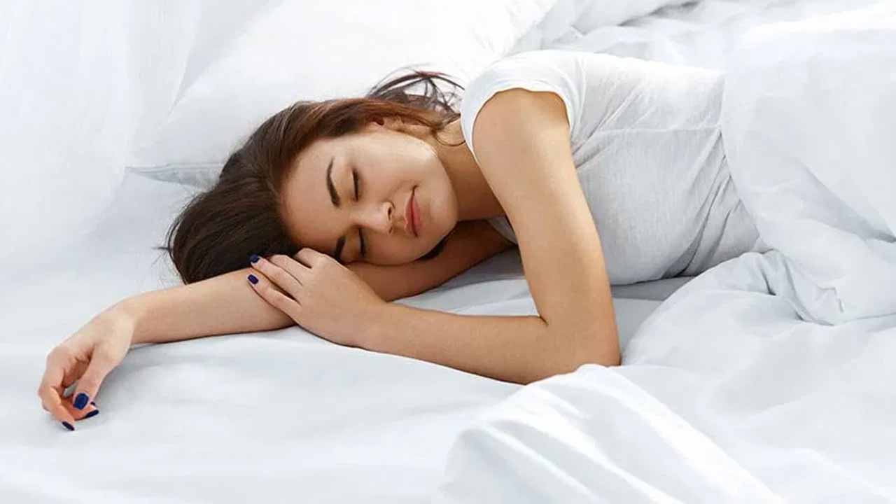 Effects of Insufficient Sleep: రోజుకు 7 గంటల కన్నా తక్కువ నిద్రపోతున్నారా?.. అయితే ఆరోగ్యానికి ముప్పే!