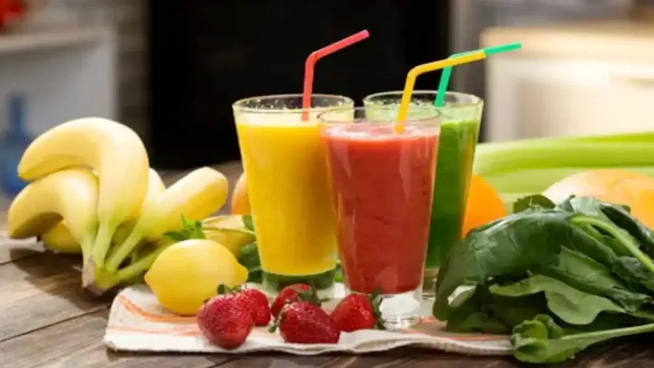 Fruit Juice : ఆ స‌మ‌యంలో ఫ్రూట్ జ్యూస్ తాగితే విష ప‌దార్ధాలు అన్నీ మాయం..!