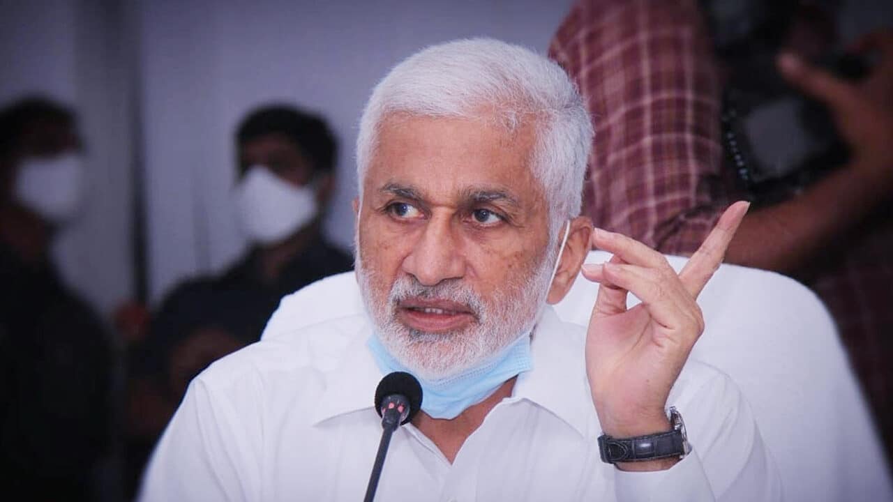 Vijayasai Reddy విజయసాయిరెడ్డి ట్వీట్ వైసీపీ కి షాక్ కూటమికి ప్లస్